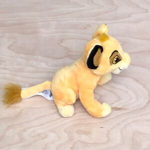 Disney The Lion King Young Simba Plush Yellow 7.5inX7.5in.